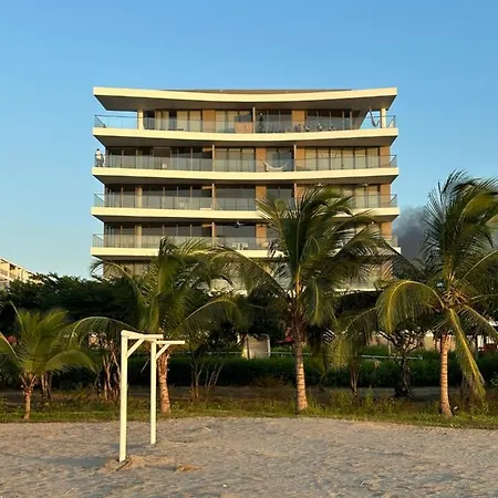 Apartamento En Condominio De Lujo Morros Zoe, Frente Al Mar Con Salida Directa A La Playa, En Serena Del Mar De Indias *